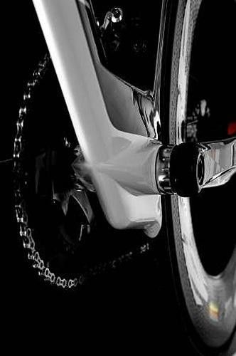 The new Speed Skeg bottom bracket shell design is claimed to significantly clean up airflow in the region and redirect air around the rear wheel.