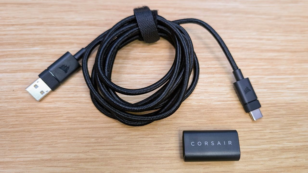 Corsair Vanguard Air 99 Wireless USB cable and adapter.