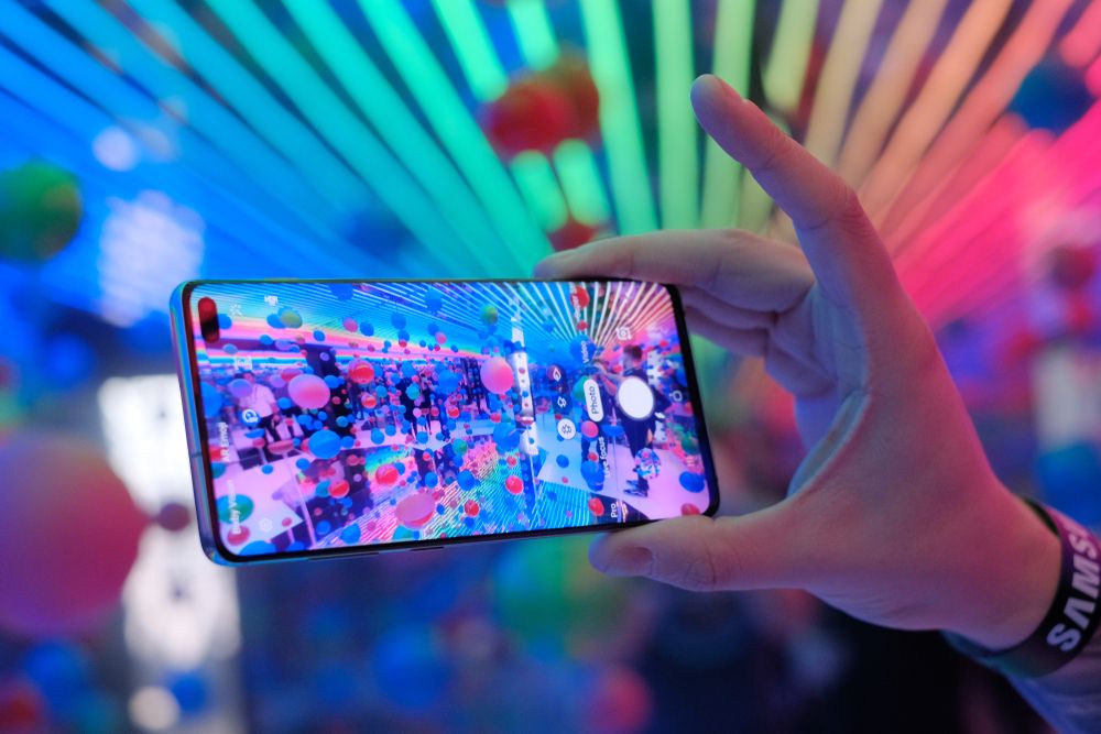 Samsung&amp;#039;s S20 Ultra on display at last year&amp;#039;s launch event 