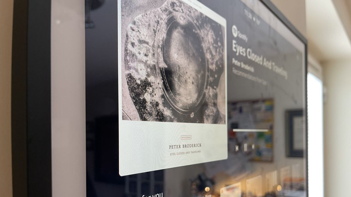 Amazon Echo Show 21 running Spotify app