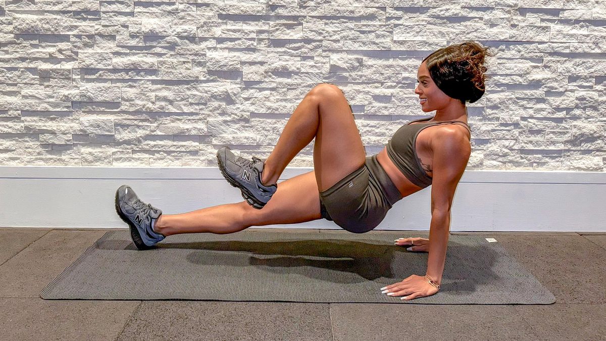 Dr. Robin Barrett performing mountain climbers