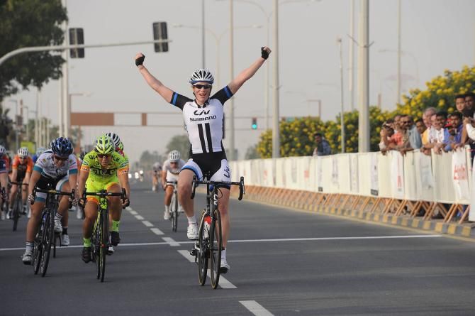 Kirsten Wild (Liv-Shimano) wins stage 1