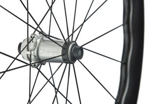 VeloElite Flux front wheel with Tune hub