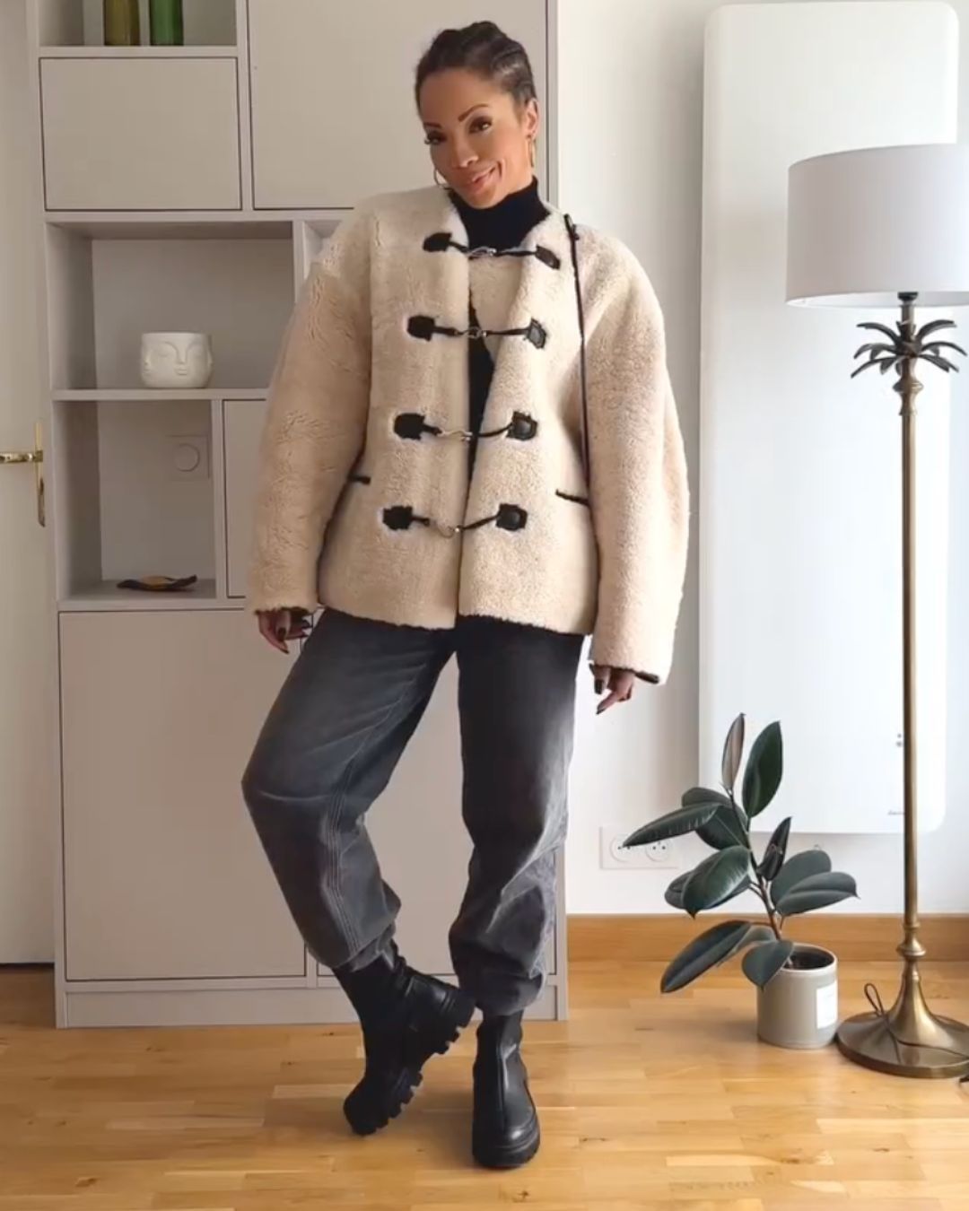 7 Shoe Styles French Women Wear on Repeat During Winter | Who What Wear UK