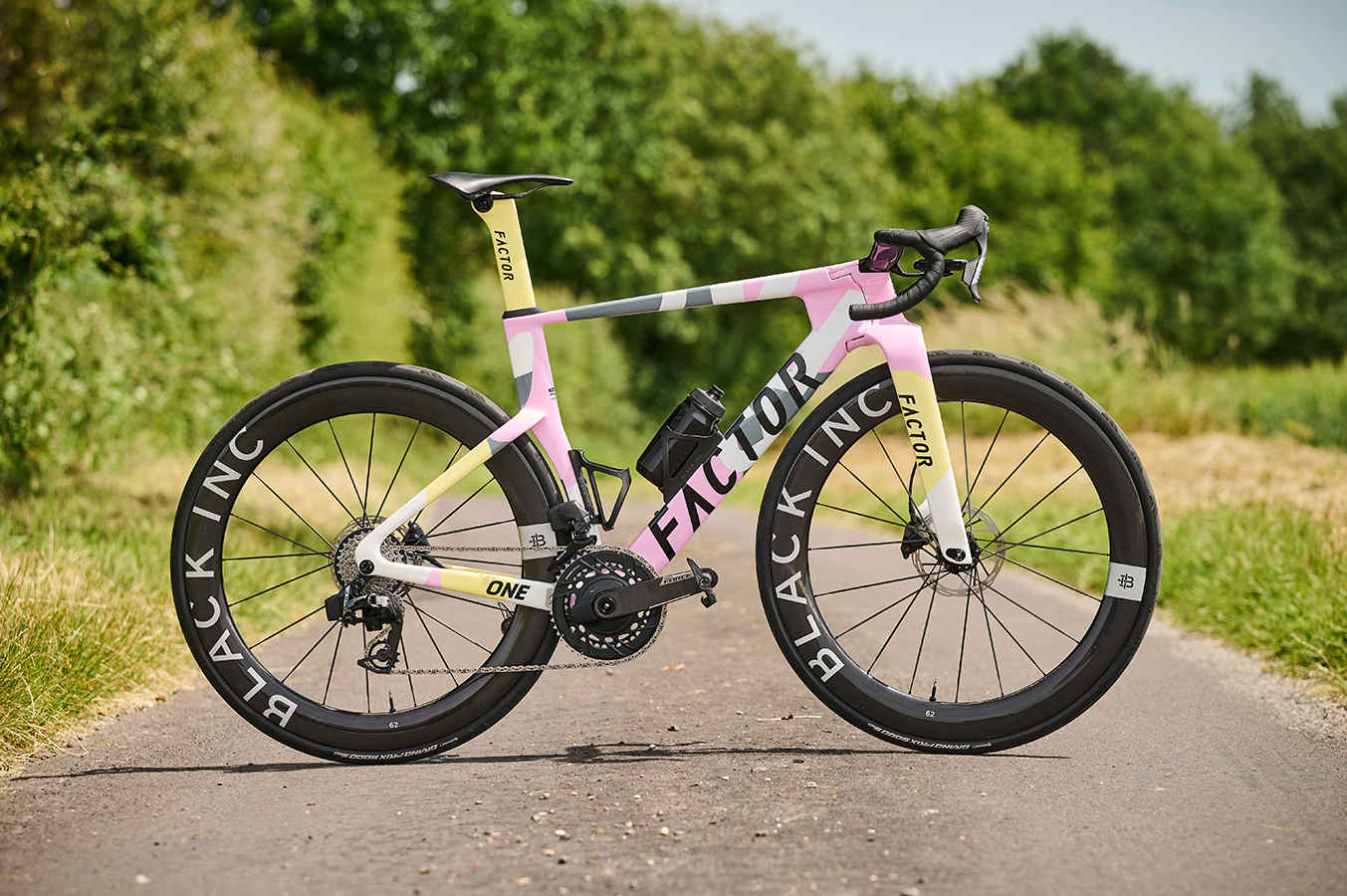 Factor One aero race bike in Blush colourway