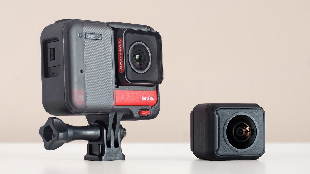 The Insta360 One RS action cam on a beige background