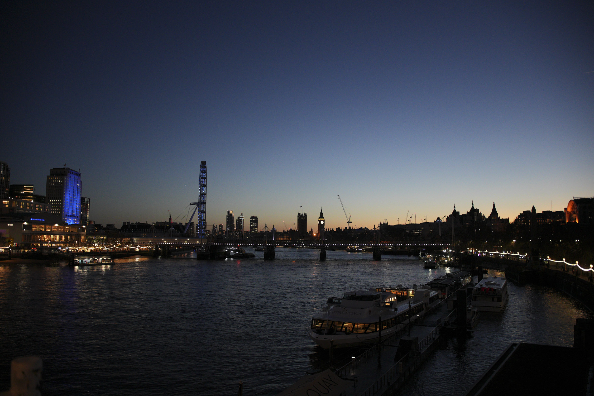 A test shot taken with the Sigma 17-40mm f1.8 DC Art lens to show its low light performance at night and in the blue hour of buildings in London