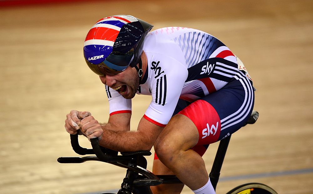 Mark Cavendish of Great Britain races in the Individual Pursuit during the Men's Omnium