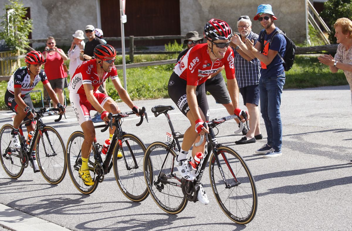 Tony Gallopin (Lotto Soudal) tries to get clear on the lower slopes of the Izoard