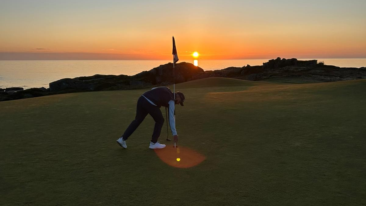Isaac Rowlands at Lofoten Links