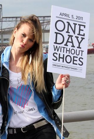 toms day without shoes april 10 new york anne v