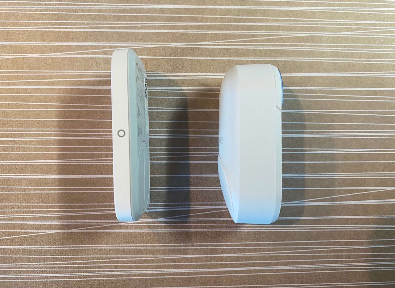 Vocolinc VS 1 Contact Sensor Review Side View Comparison