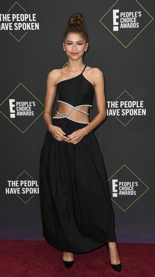 Zendaya wearing Christopher Esber at E! People's Choice Awards
