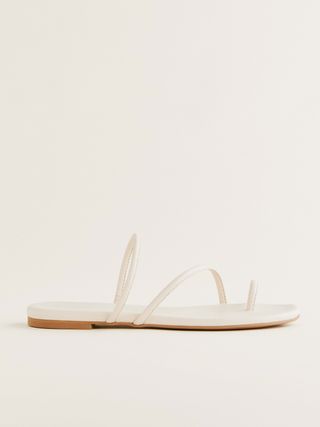 Ludo Toe Ring Strappy Flat Sandal