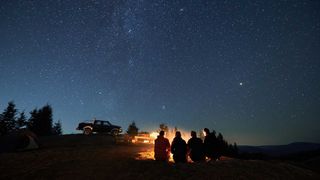 Friends car share under the stars