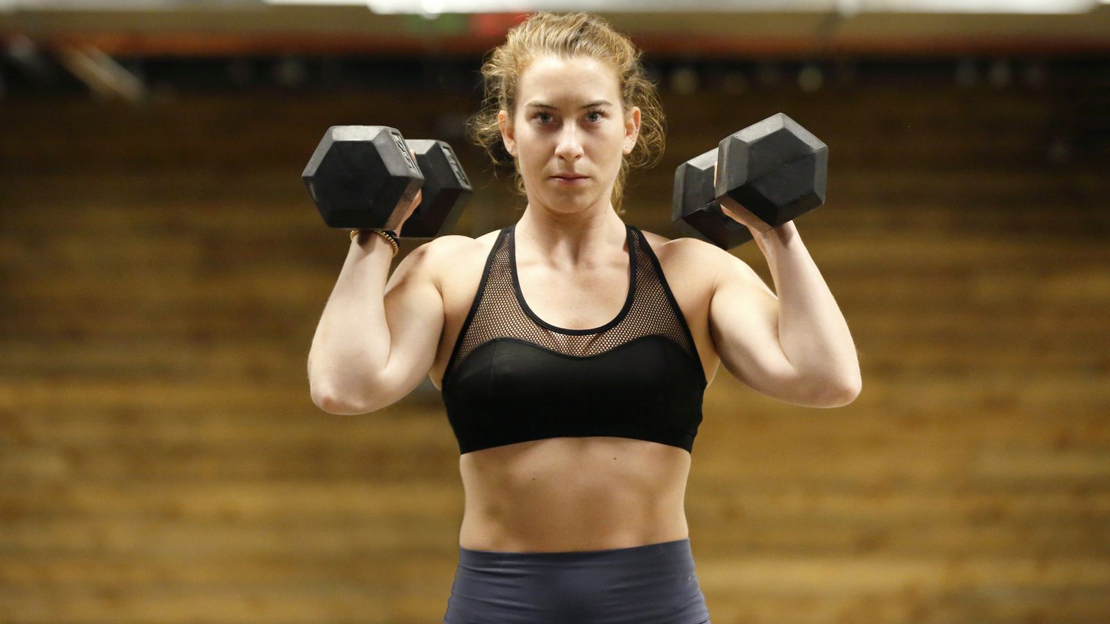 you-only-need-these-four-basic-moves-to-build-muscular-arms-fit-well