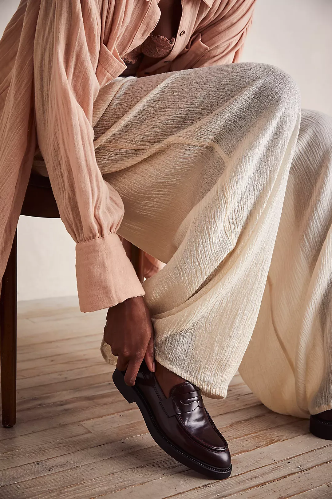 Burgundy Loafers Are Taking Over as the Smartest Shoe Trend Burgundy Loafers Are Taking Over as the Smartest Shoe Trend