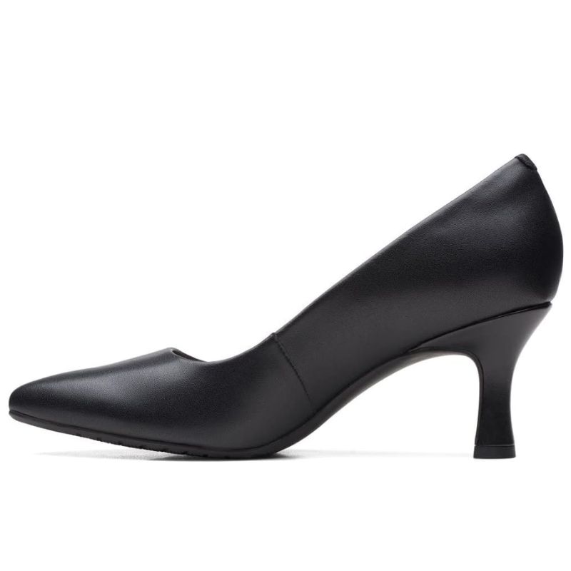 Clarks, black court pumps