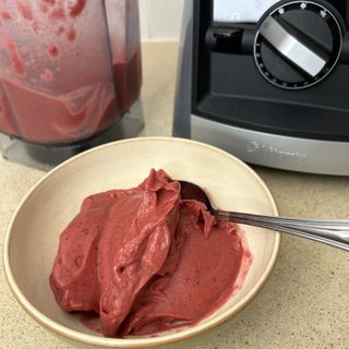 Testing the Vitamix A2500i blender