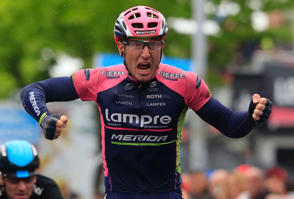 Sacha Modolo (Lampre - Merida) wins stage 13 of the Giro d'Italia