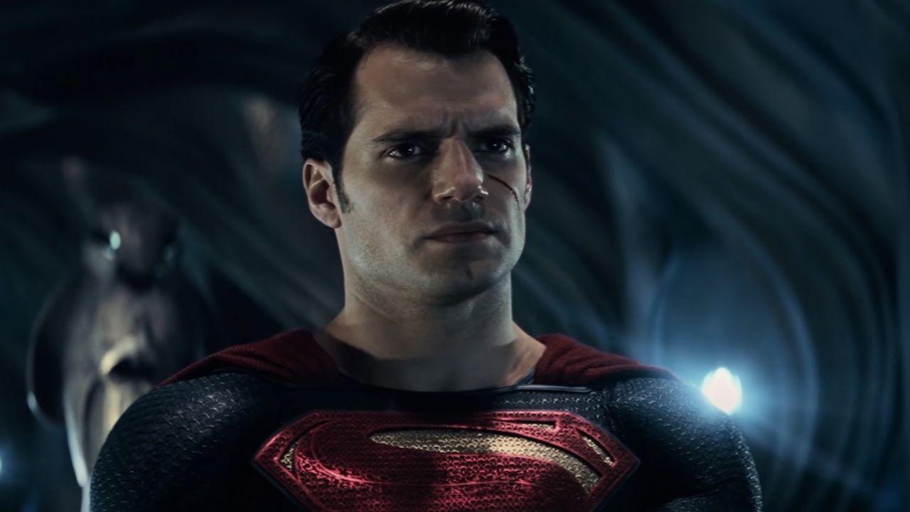 Henry Cavill's Superman watches Jesse Eisenberg's Lex Luthor