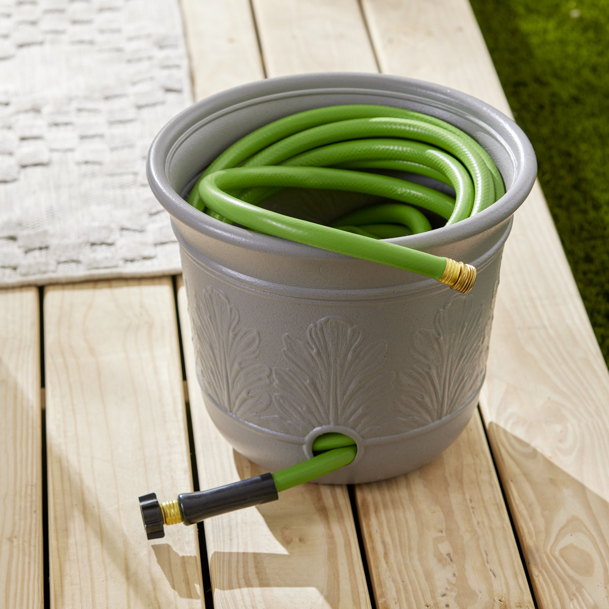 Suncast Plastic Hose Pot &amp;amp; Reviews | Wayfair