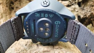 Suunto Baro 9 Titanium GPS watch review