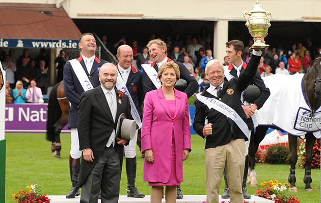 British team winners. L-R Robert Smith, Michael Whitaker, Nick Skelton, Scott Brash. Dignitaries unknown other than Rob Hoekstra (right with trophy). FEI Nations Cup