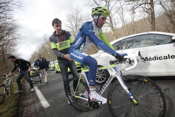 Ivan Basso (Liquigas) after his crash on stage 2 of Paris-Nice