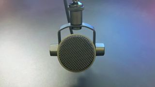 RODE PodMic USB's top, showing the microphone grille