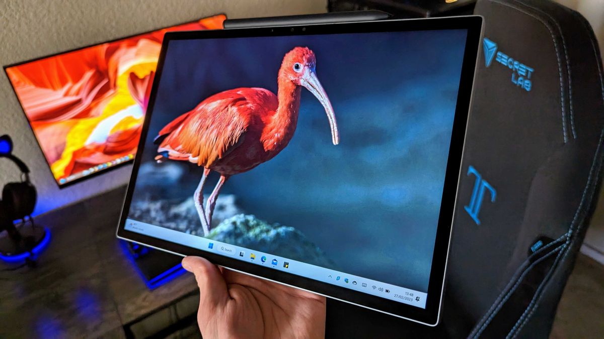 Dell Xps 13 2 In 1 9315 Review Better Looking Than A Surface But Not Longer Lasting 3585