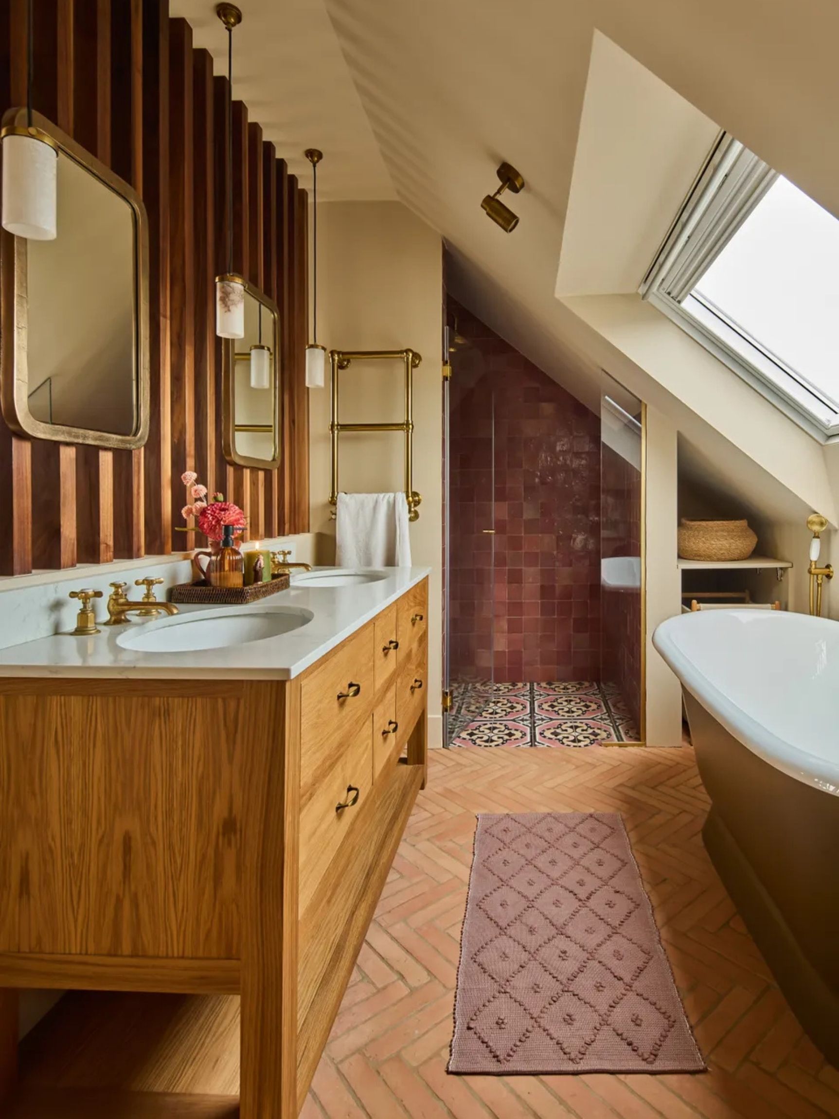 This Interior Designer Converted Her Loft Into an Art Deco Bedroom ...