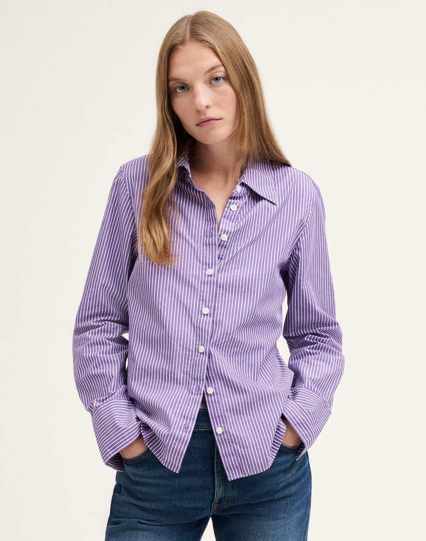 Classic Button-Up Shirt in 100% Cotton Poplin