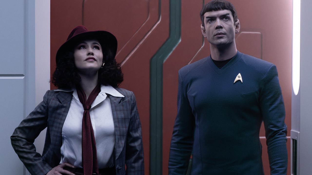 La'an and Spock in the holodeck
