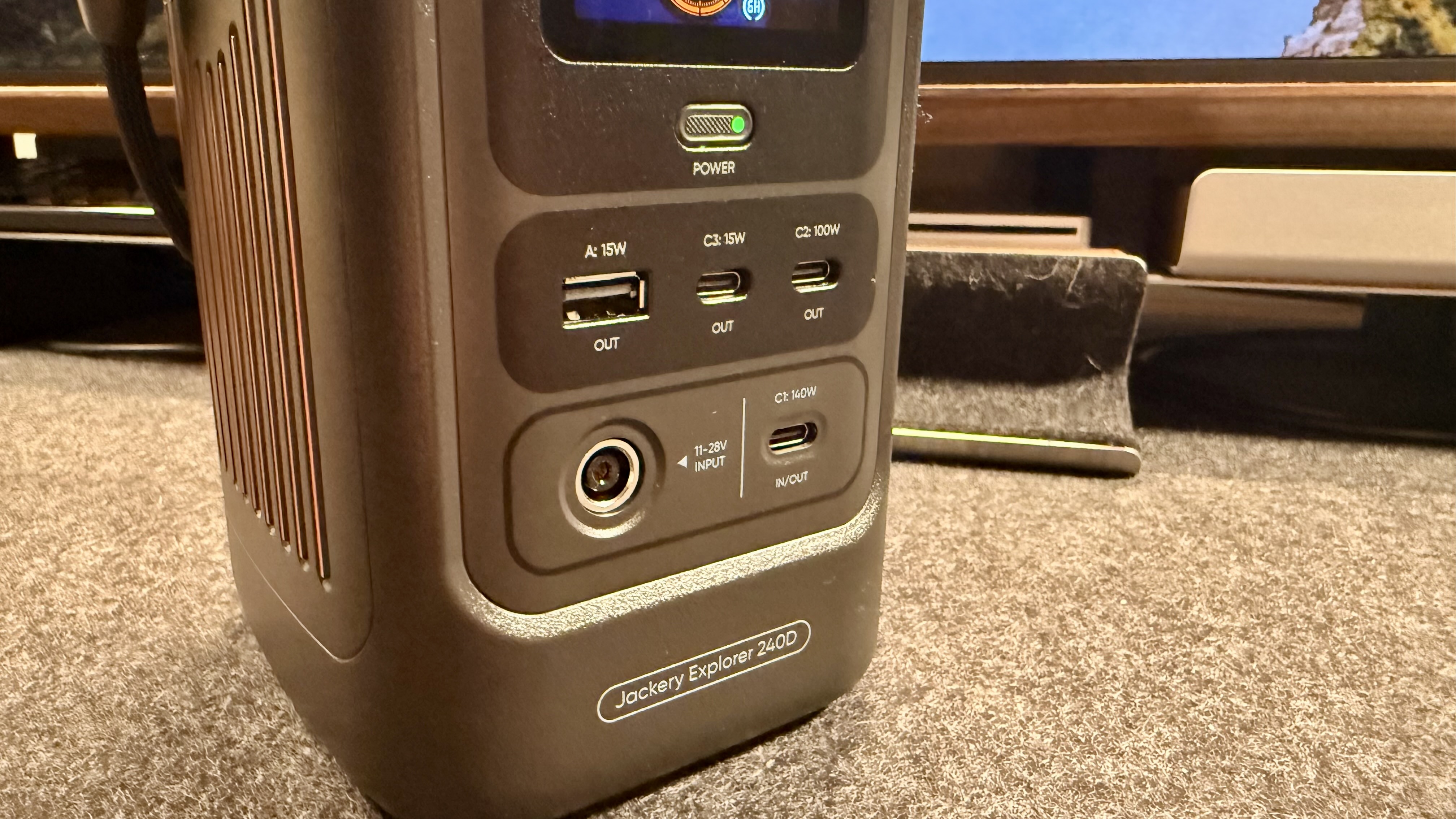 Jackery | Explorer 240D