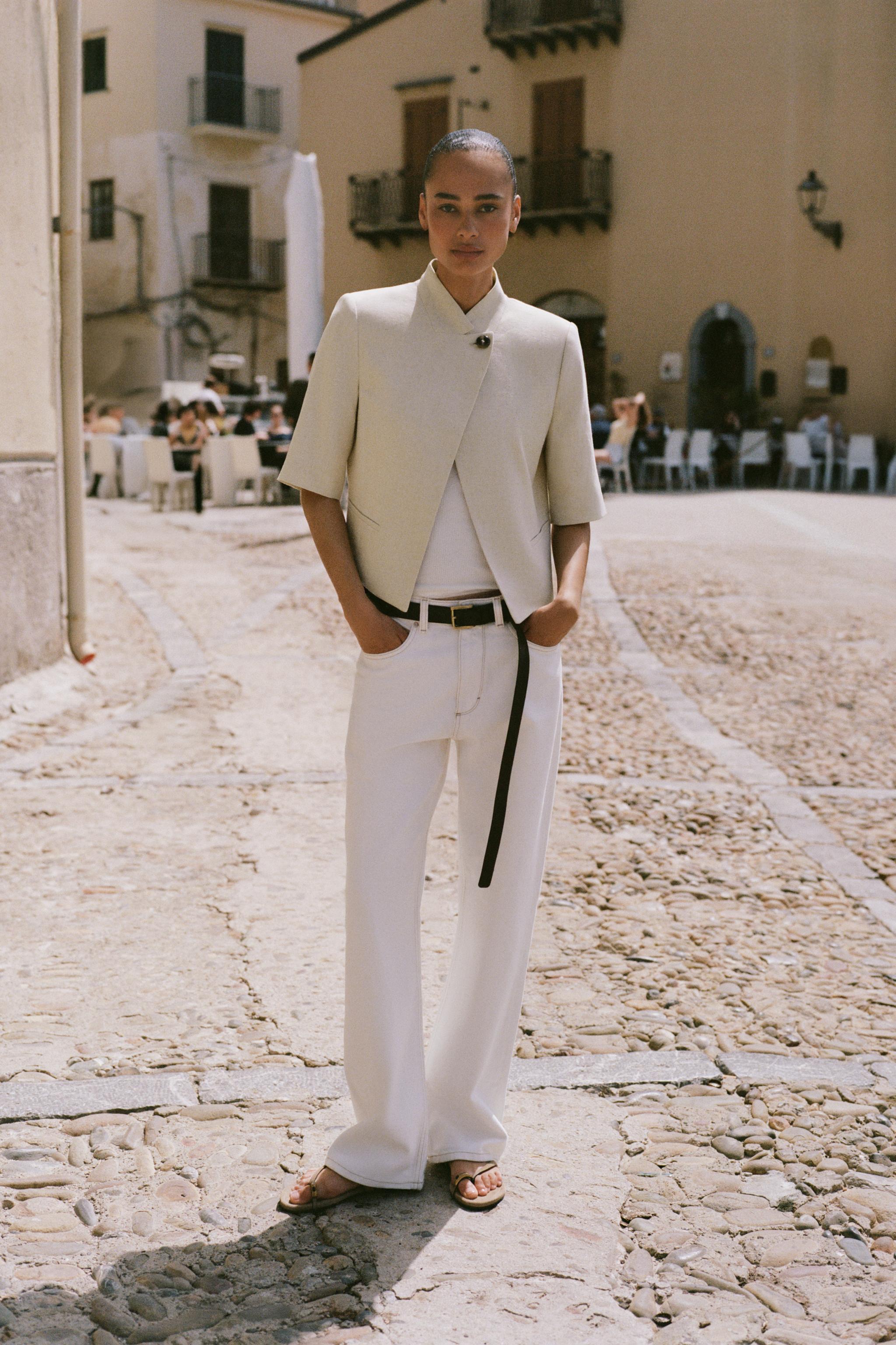 Linen Blend Short Sleeve Blazer