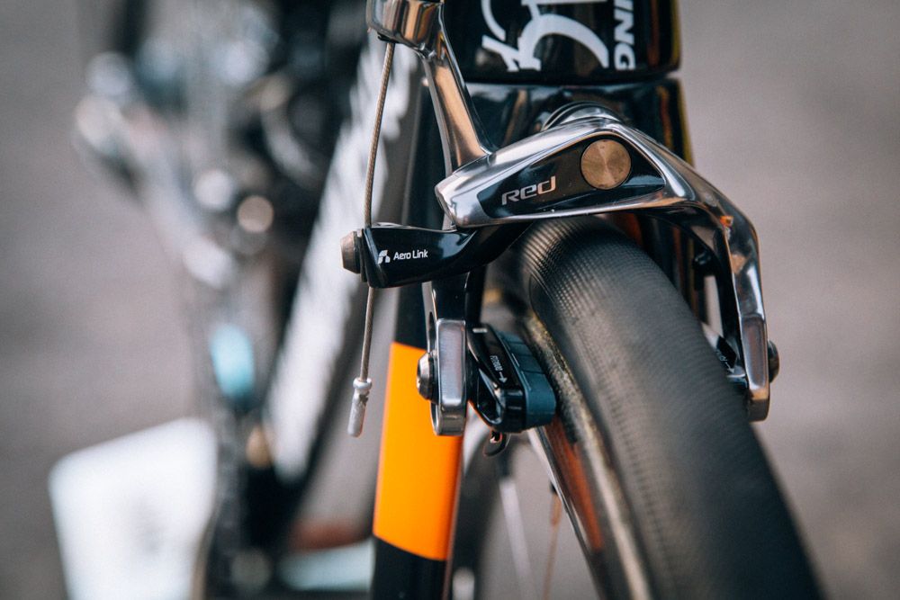 The SRAM Red 22 brakes.