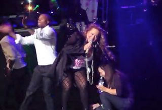 Mariah Carey - WATCH! Mariah Carey takes a tumble on stage - Maria Carey Pregnant - Maria Carey Falls - Celebrity News - Marie Claire