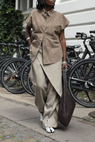 DANIELLE JINADU'S OUTFIT FÜR DIE COPENHAGEN FASHION WEEK