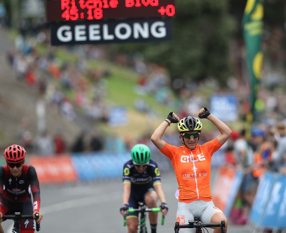 Valentina Scandolara (Al&eacute; Cycling) hits the line