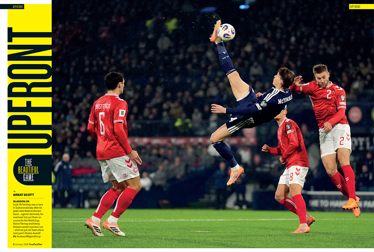 FourFourTwo issue 386