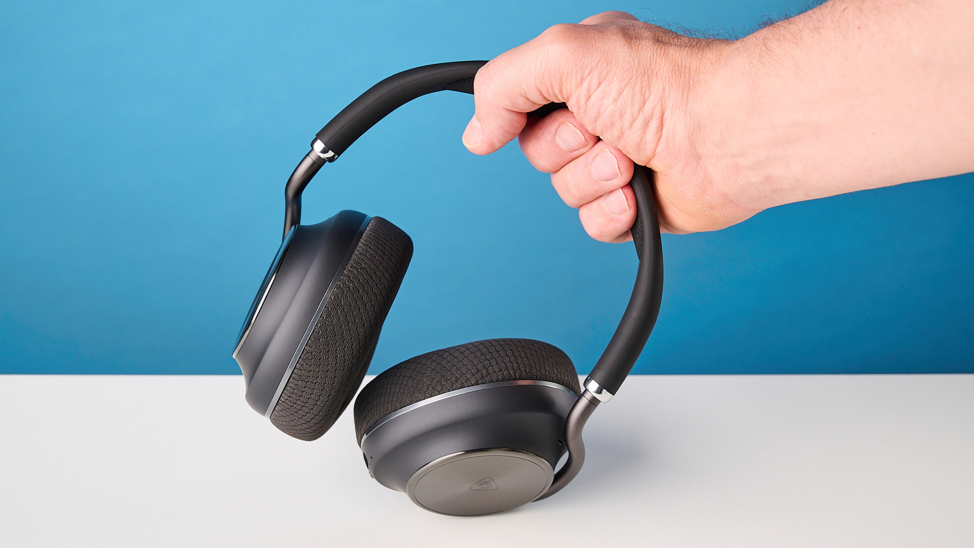 The Turtle Beach Stealth Pro II in hand