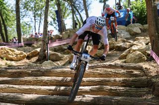 New Zealand&#039;s Samuel Gaze competes in the men&#039;s cross-country mountain biking event during the Paris 2024 Olympic Games in Elancourt Hill venue in Elancourt, on July 29, 2024. (Photo by Emmanuel DUNAND / AFP)