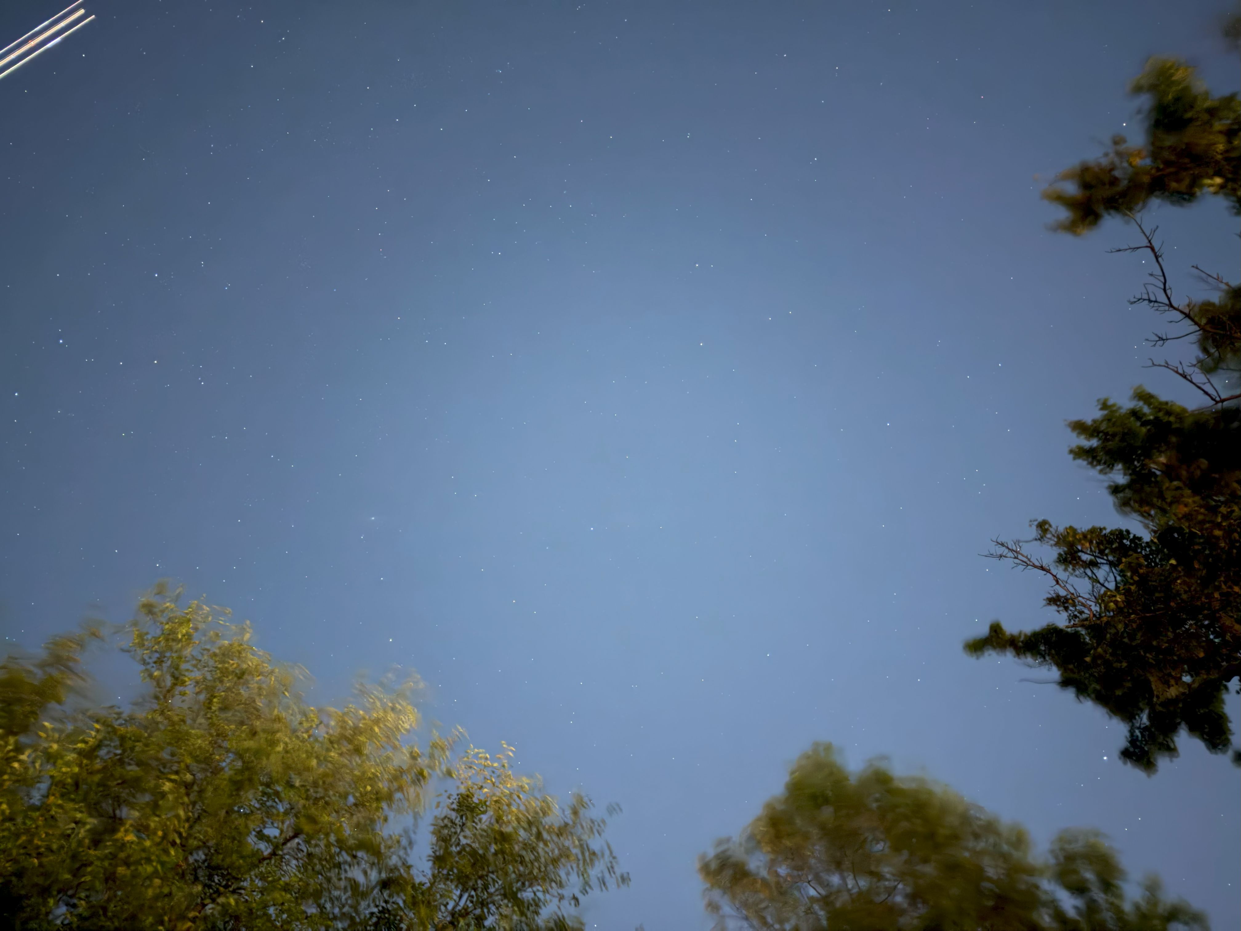 Apple iPhone 17 Pro astrophotography Andromeda Galaxy.