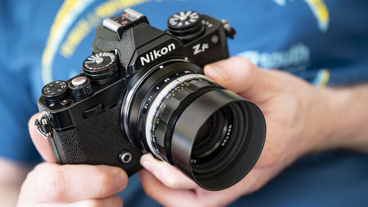 Voigtlander D 35mm f1.2 Nokton lens in the hand