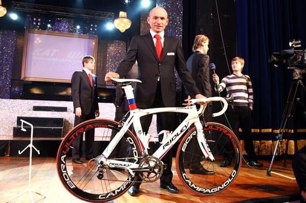 Sergei Ivanov with his Russian champion's Ridley