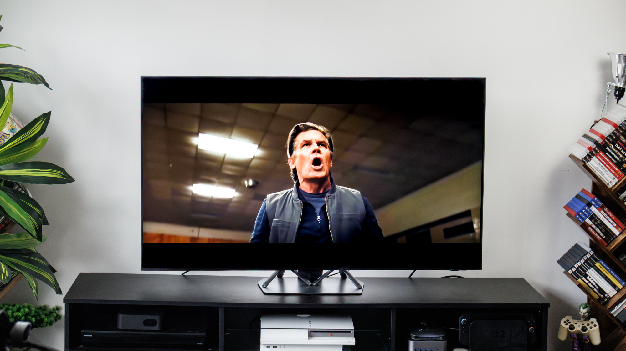 Samsung QN90F Neo QLED TV in a living room
