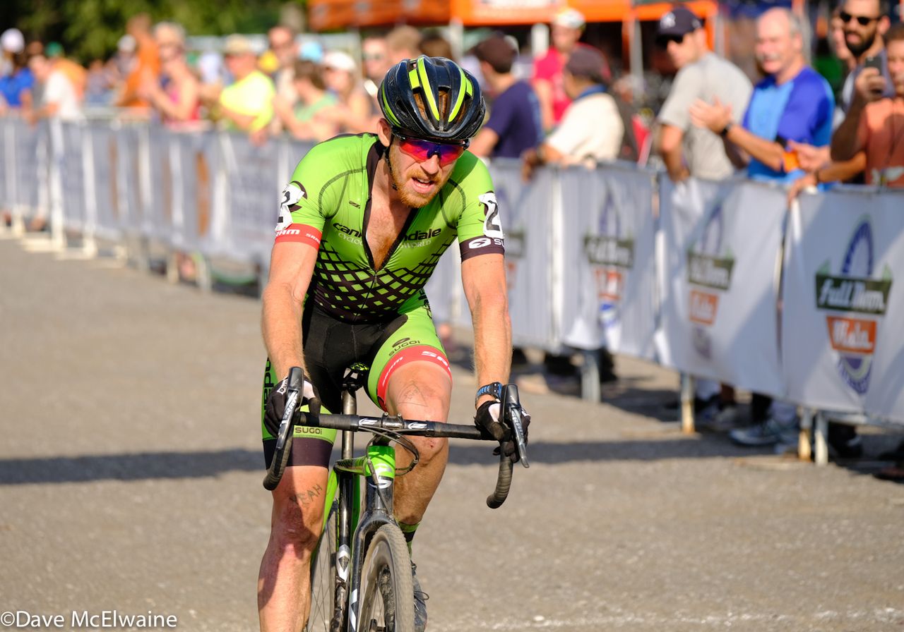 Stephen Hyde (Cannondale) crosses the finish line
