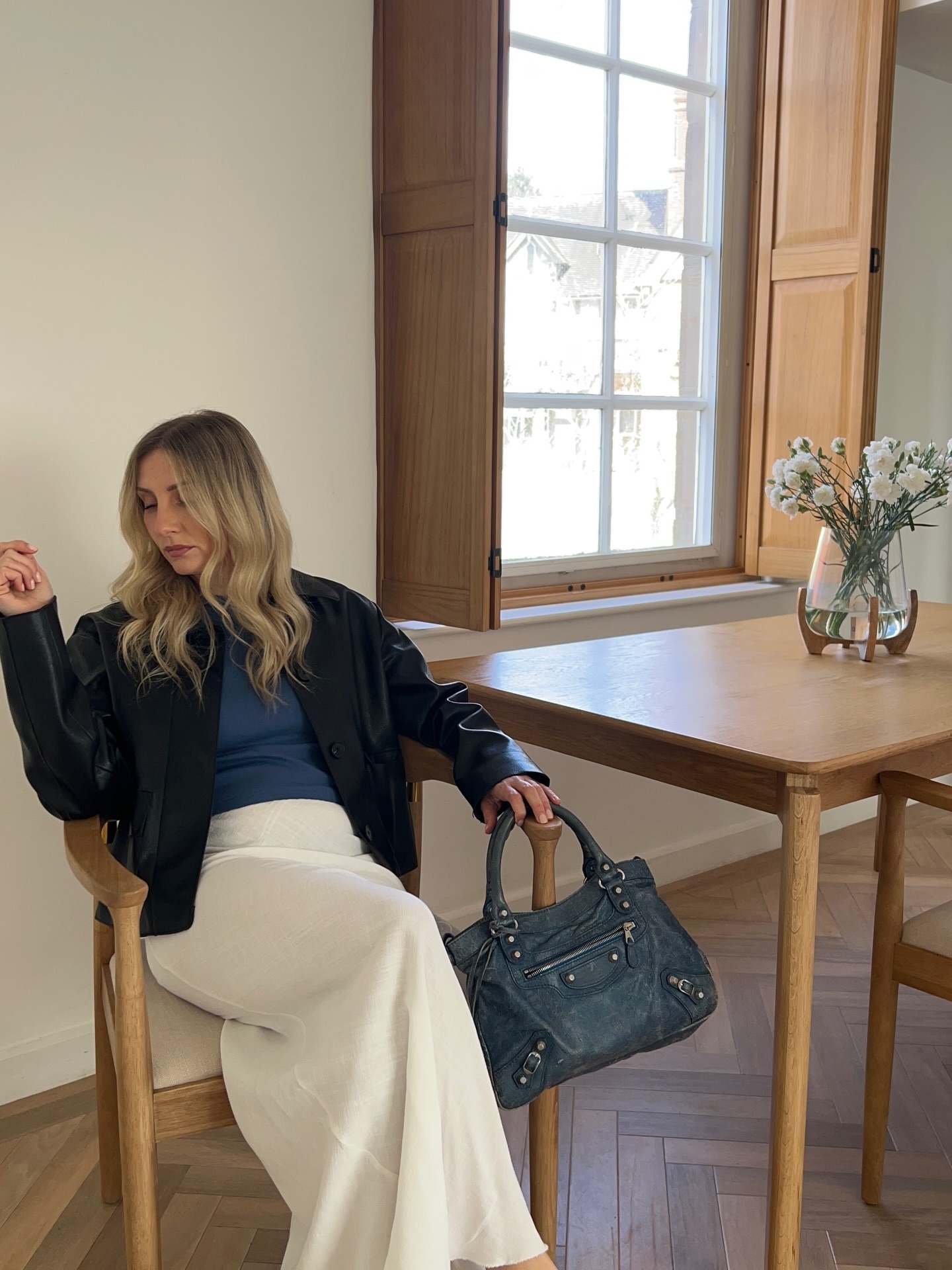 @hollyjone_s wearing under-the-radar fall bag trends 2026