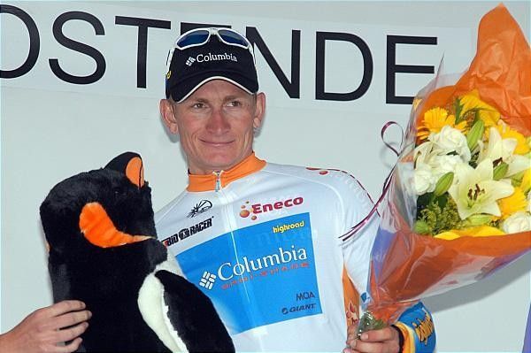 Andre Greipel (Columbia) got another penguin and another leader's jersey.